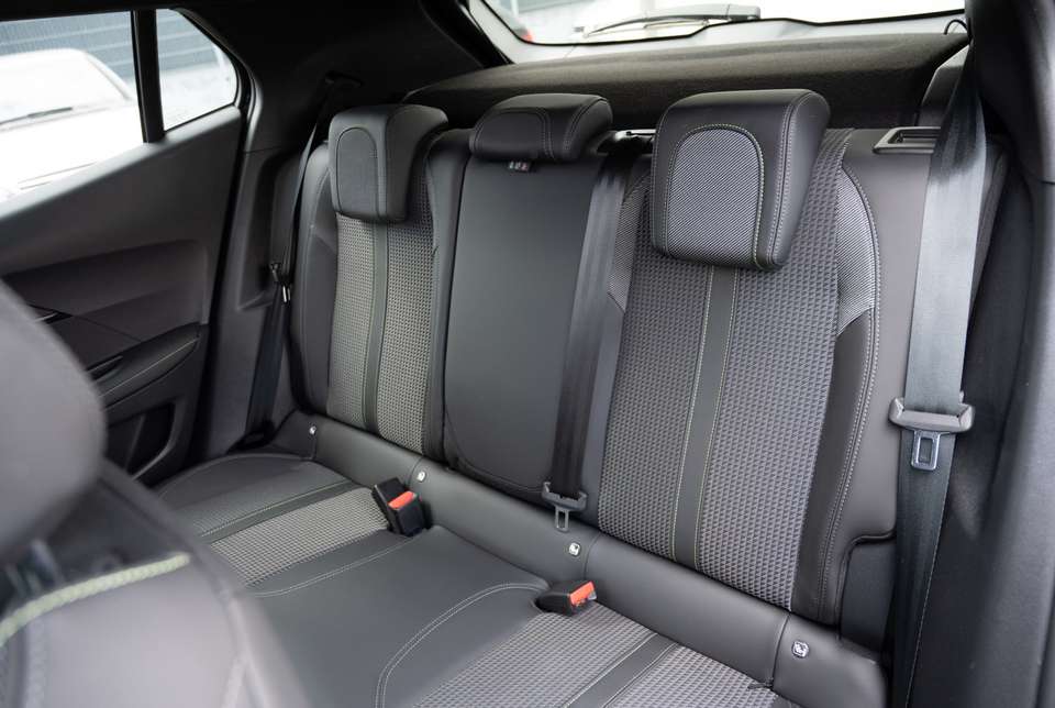 Peugeot 2008 - Imagem 8