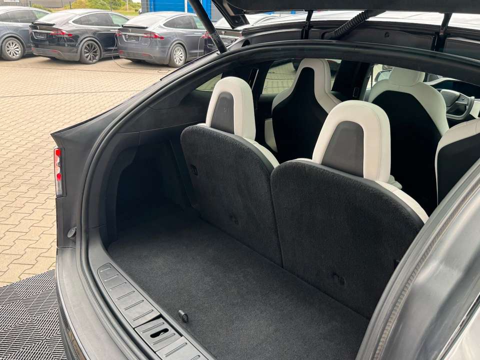Car picture 14