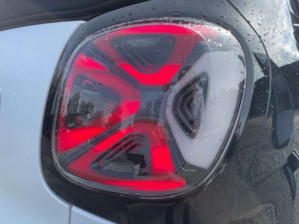 Car picture 10