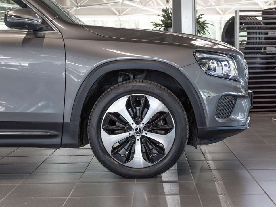 Mercedes-Benz GLB 200 - Imagem 6