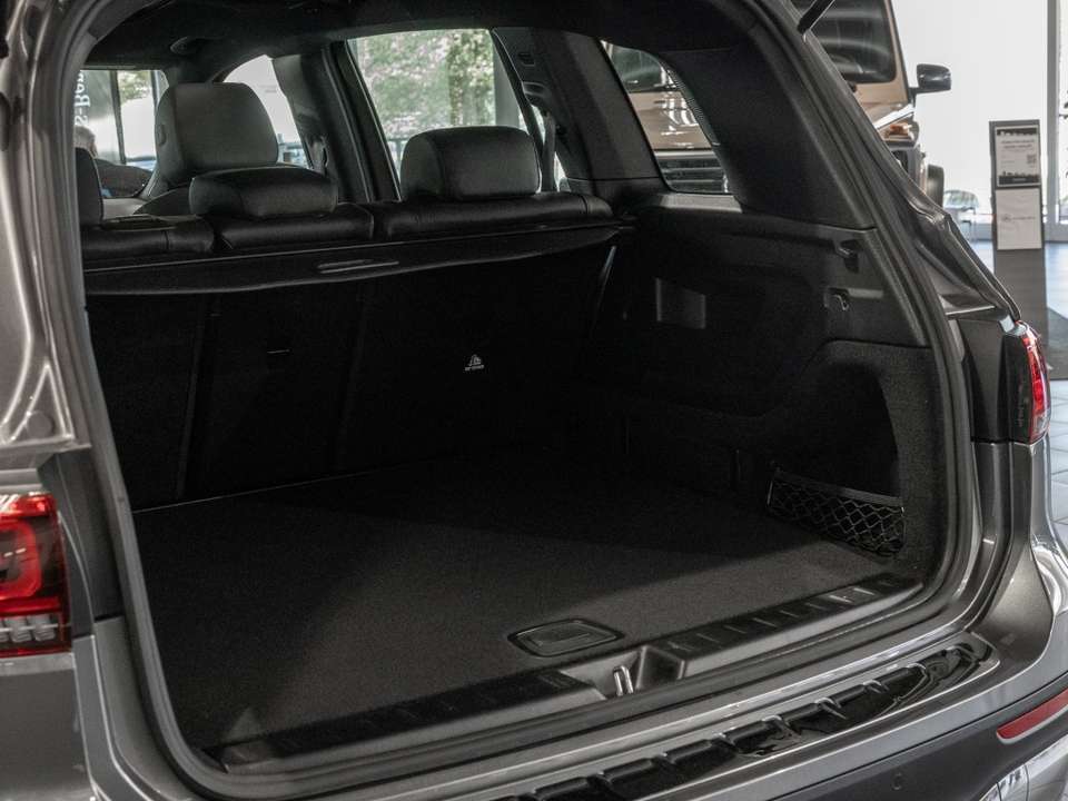 Mercedes-Benz GLB 200 - Imagem 10
