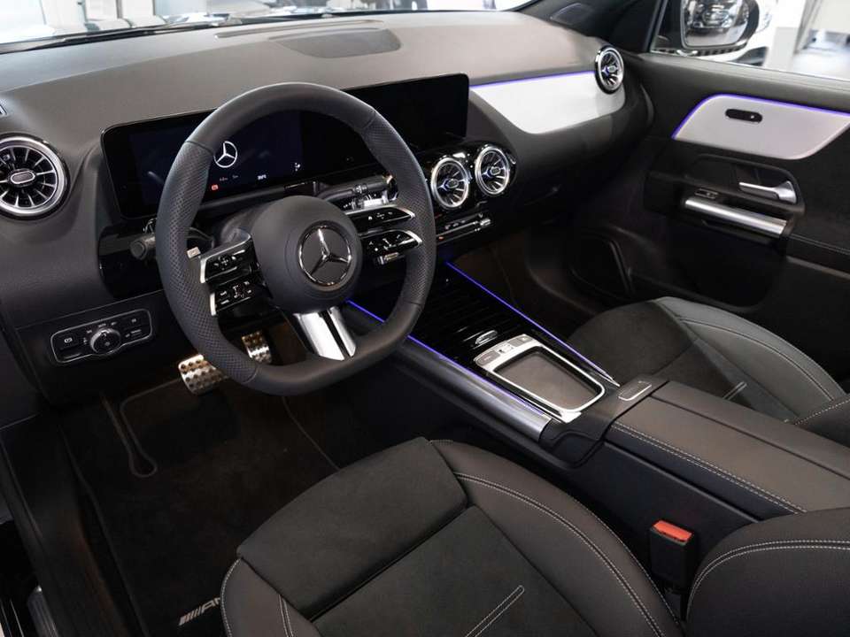 Mercedes-Benz GLA 200 - Imagem 8