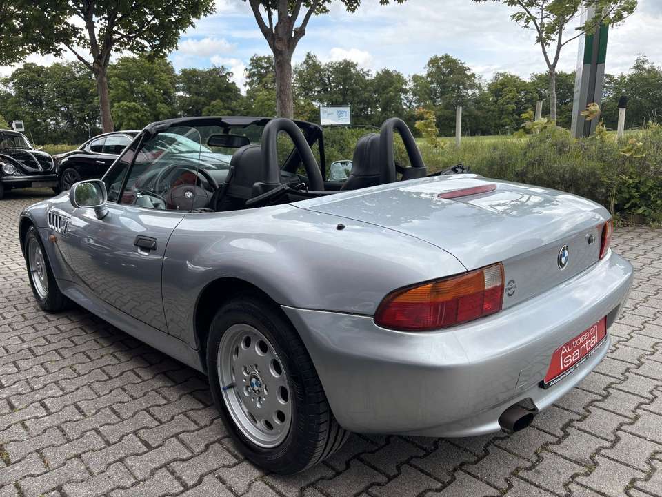 Car picture 9
