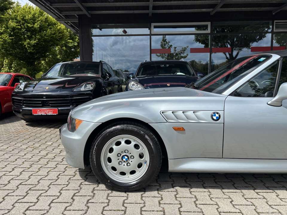Car picture 11