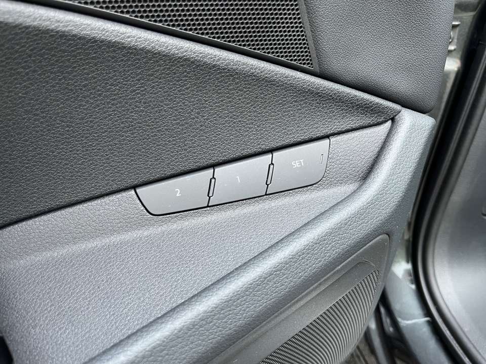 Car picture 10