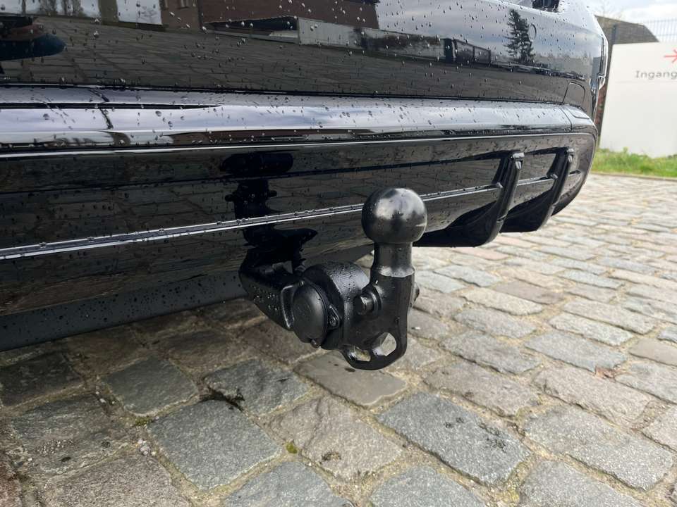 Car picture 11