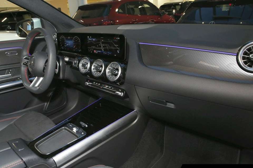 Mercedes-Benz GLA 200 - Imagem 7