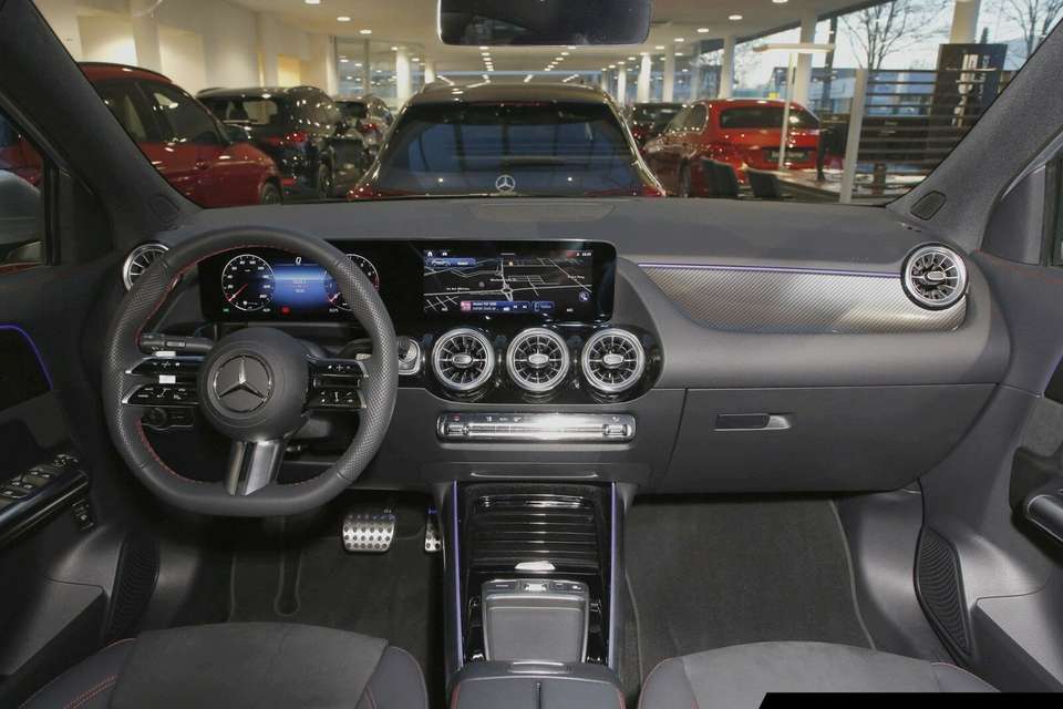 Mercedes-Benz GLA 200 - Imagem 10