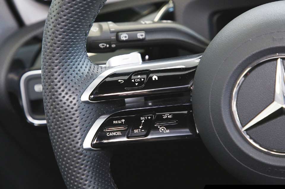 Car picture 16