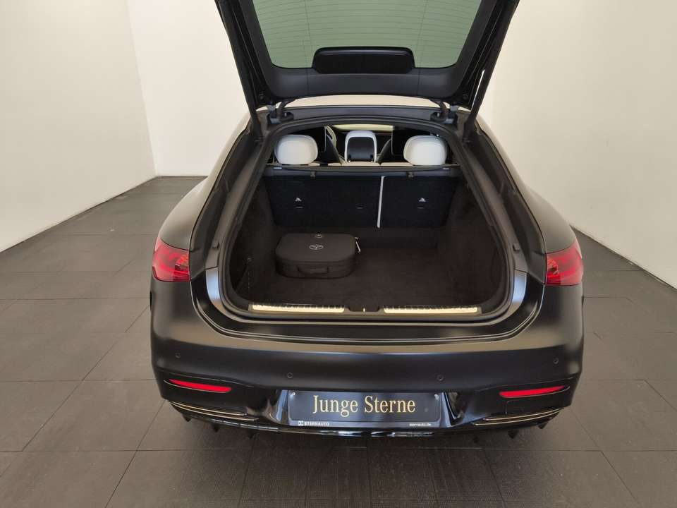 Mercedes-Benz EQS - Imagem 11