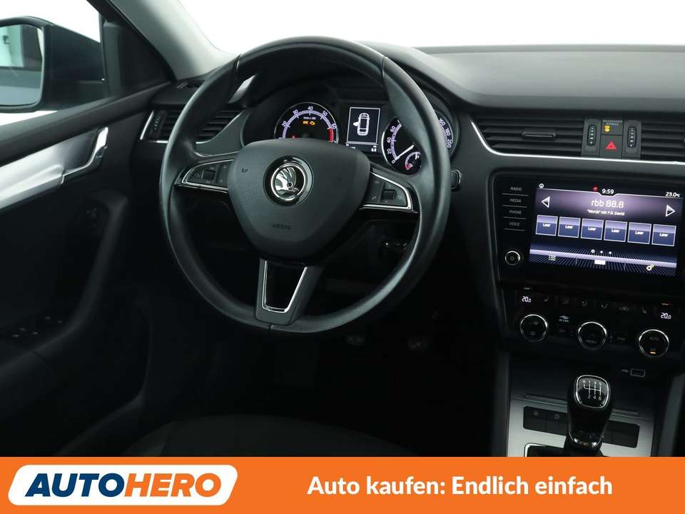 Skoda Octavia - Imagem 13