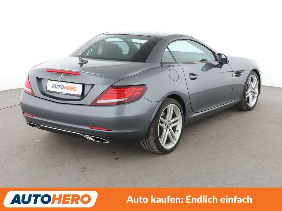 Mercedes-Benz SLC 300 - Imagem 6