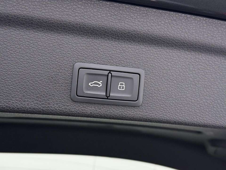 Car picture 9