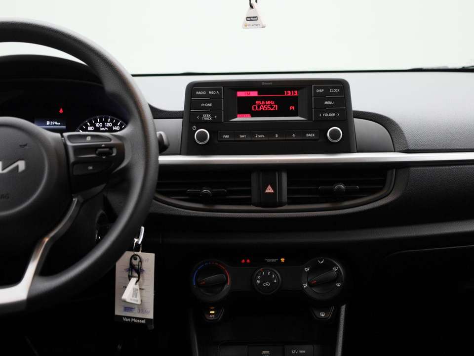 Car picture 9