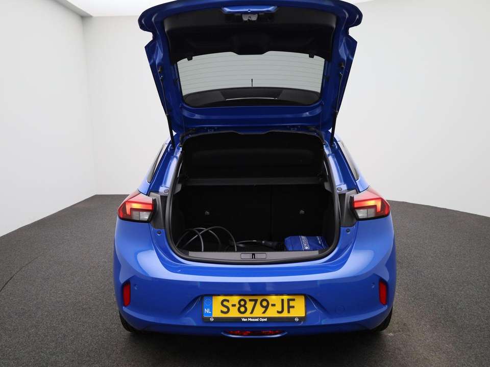 Car picture 11