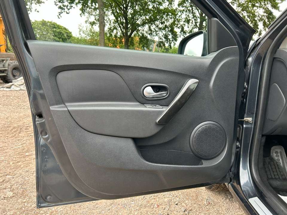 Car picture 12