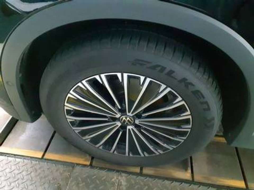 Car picture 4