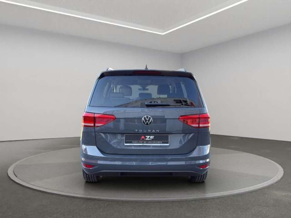 Volkswagen Touran - Imagem 7