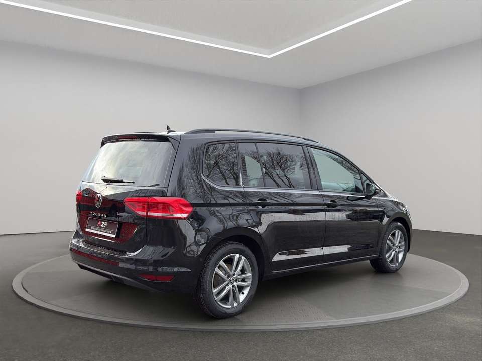 Volkswagen Touran - Imagem 4