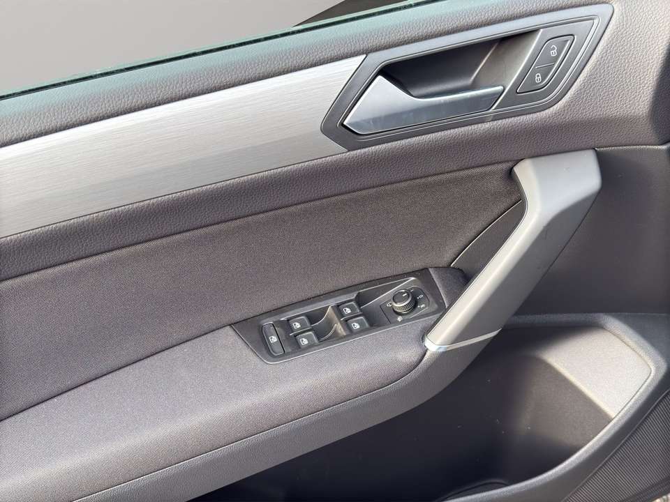 Volkswagen Touran - Imagem 13