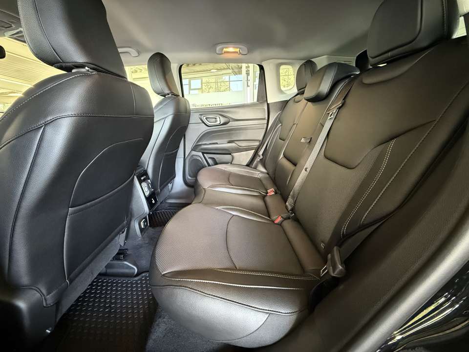 Car picture 15