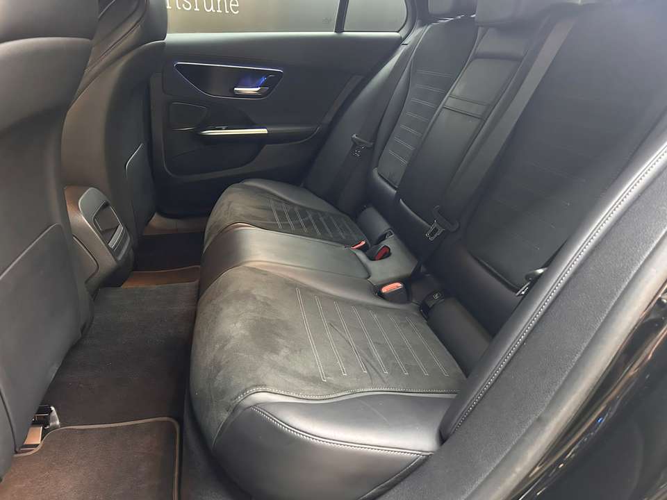 Mercedes-Benz C 220 - Imagem 10
