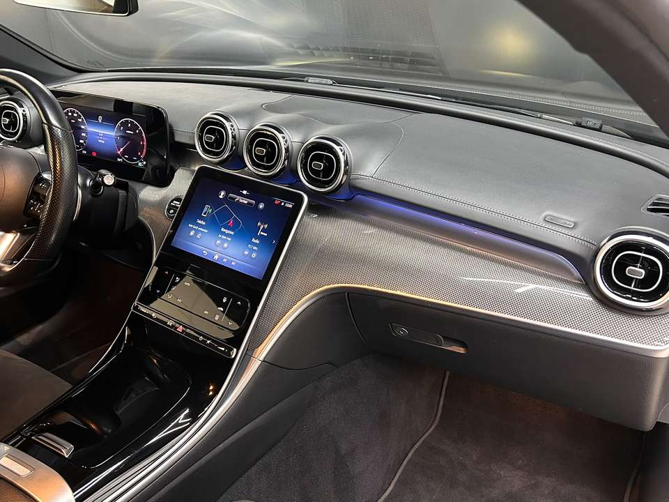 Mercedes-Benz C 220 - Imagem 14