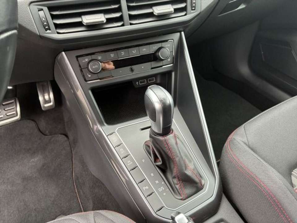 Volkswagen Polo - Imagem 11