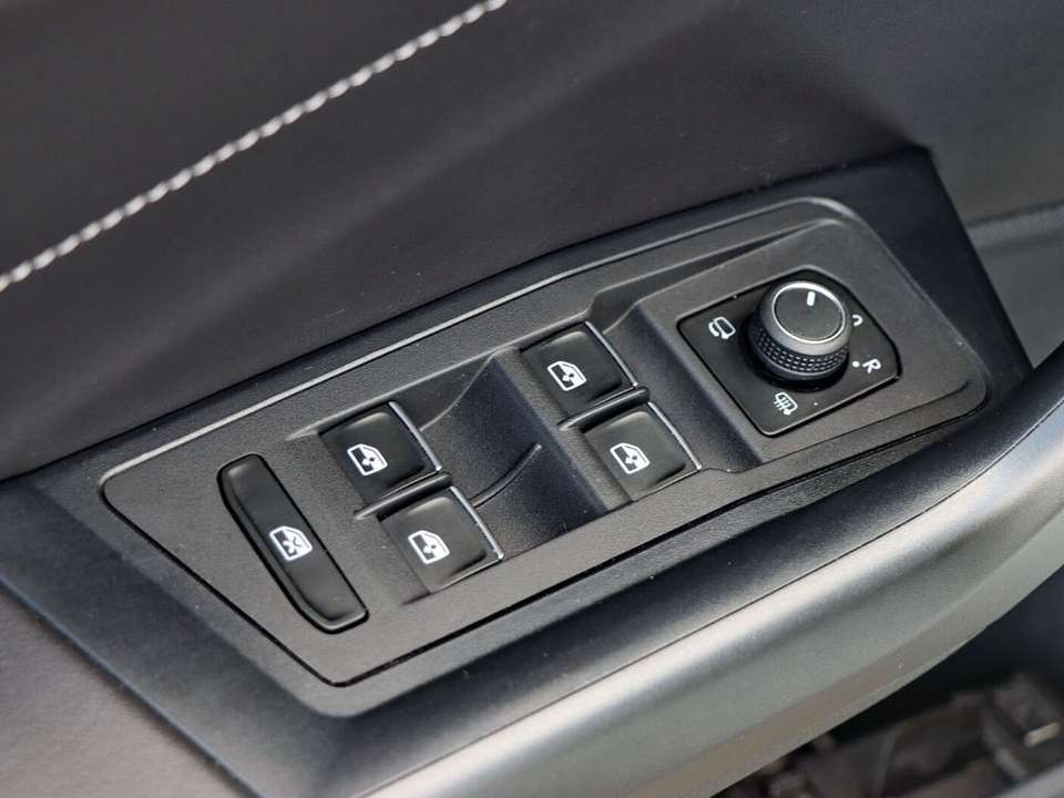 Car picture 14