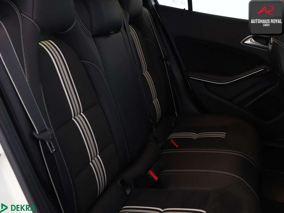 Mercedes-Benz GLA 200 - Imagem 12