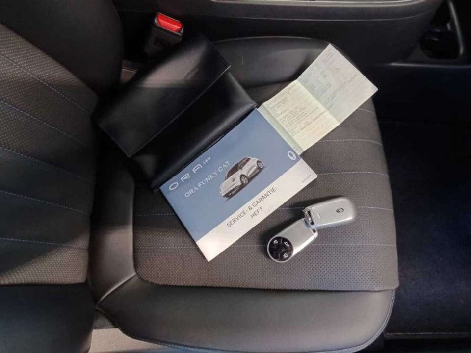 Car picture 11