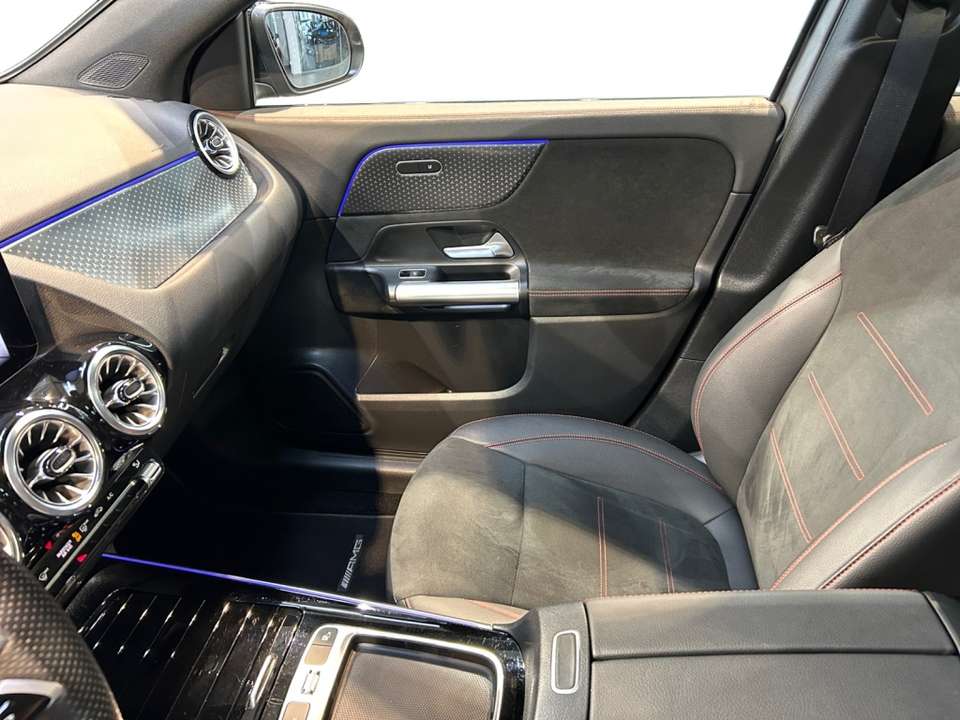 Mercedes-Benz GLA 200 - Imagem 5