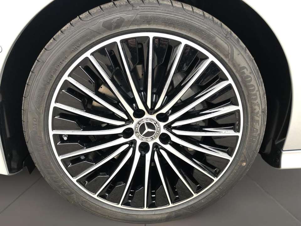 Car picture 9