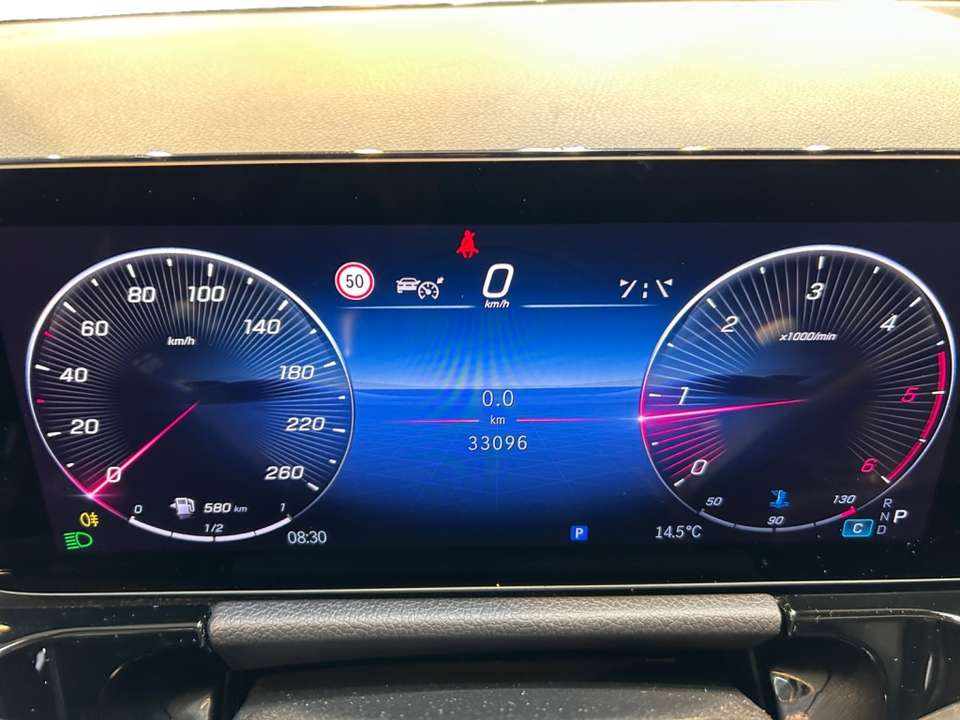 Mercedes-Benz GLA 200 - Imagem 10