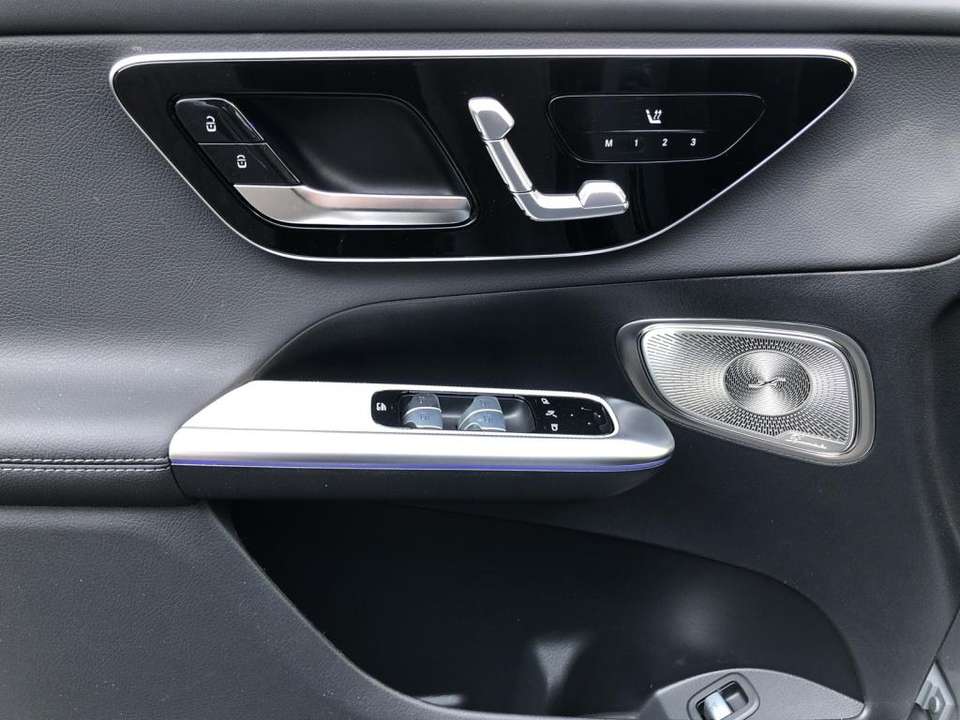 Car picture 16