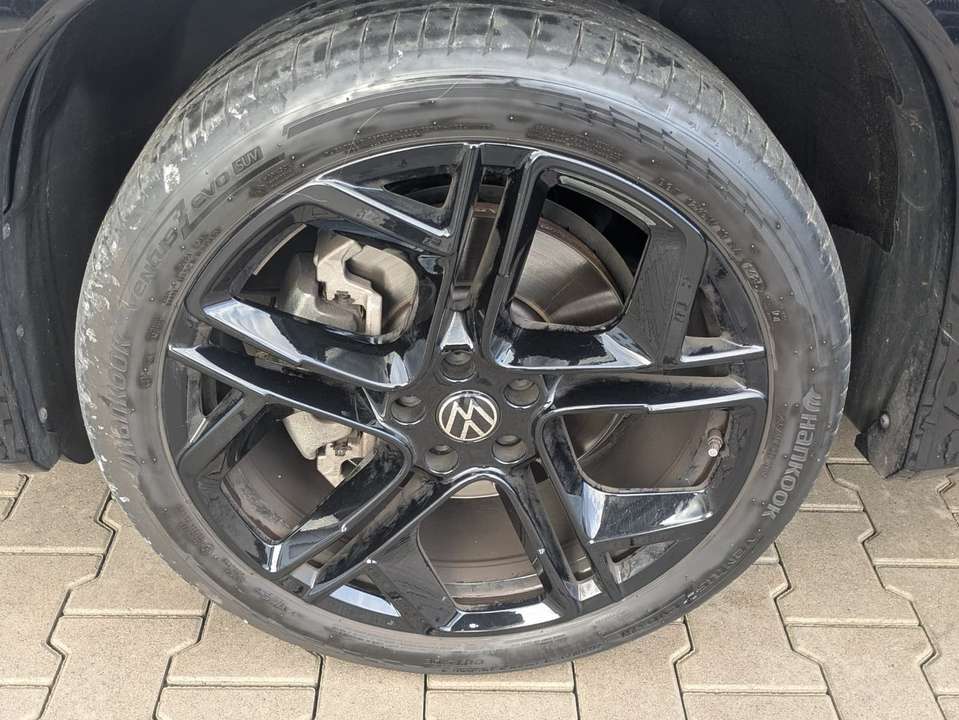 Car picture 9