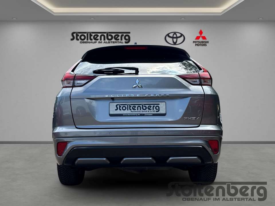 Mitsubishi Eclipse Cross - Imagem 4