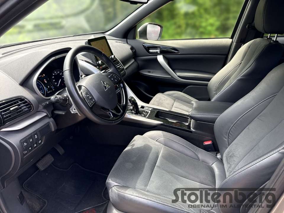 Mitsubishi Eclipse Cross - Imagem 12