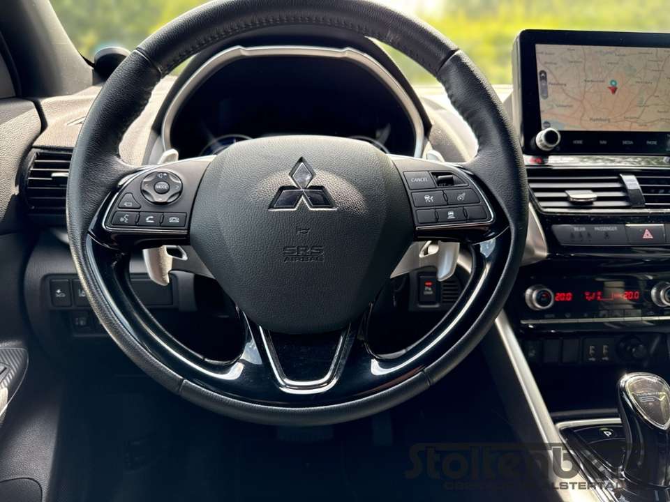 Mitsubishi Eclipse Cross - Imagem 13
