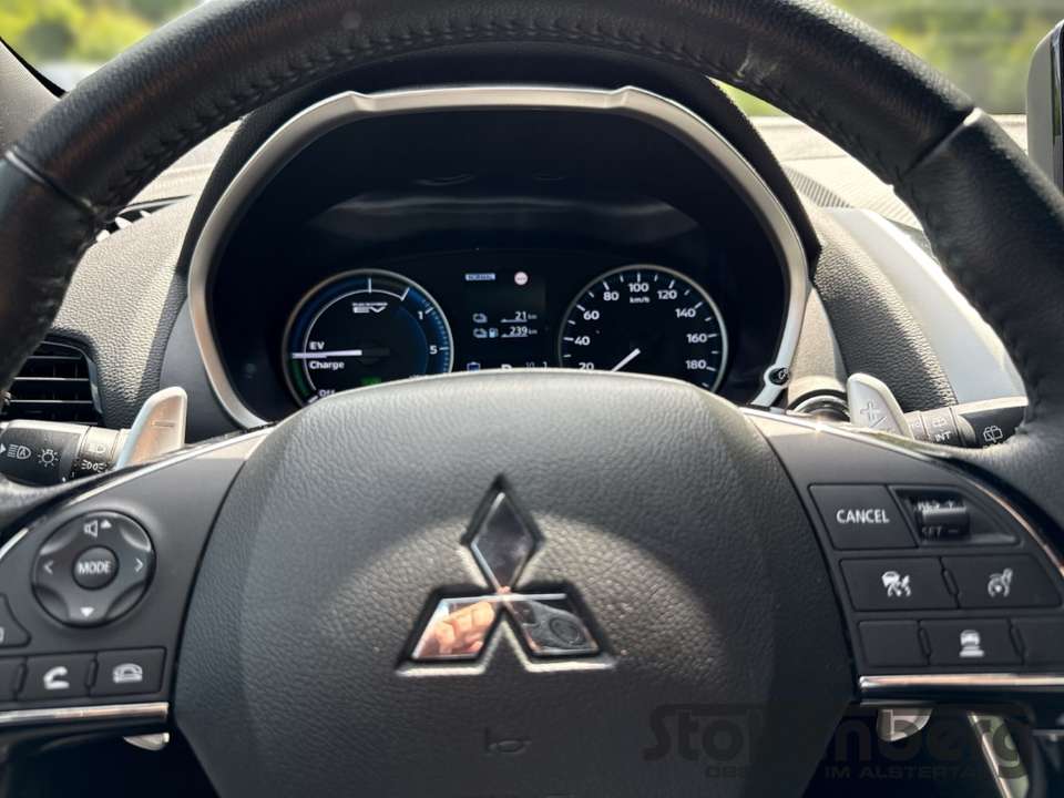 Mitsubishi Eclipse Cross - Imagem 14