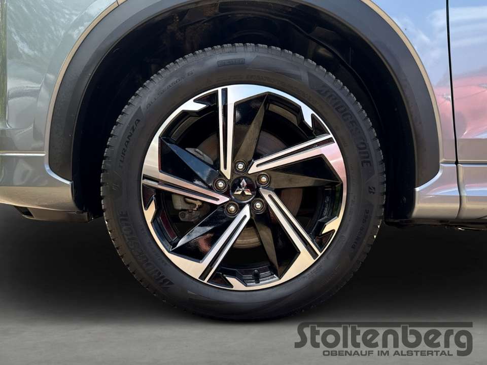Mitsubishi Eclipse Cross - Imagem 16