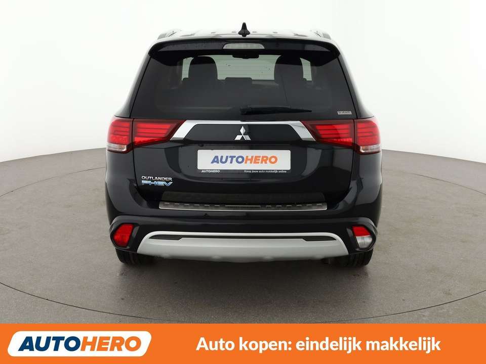 Mitsubishi Outlander - Imagem 5
