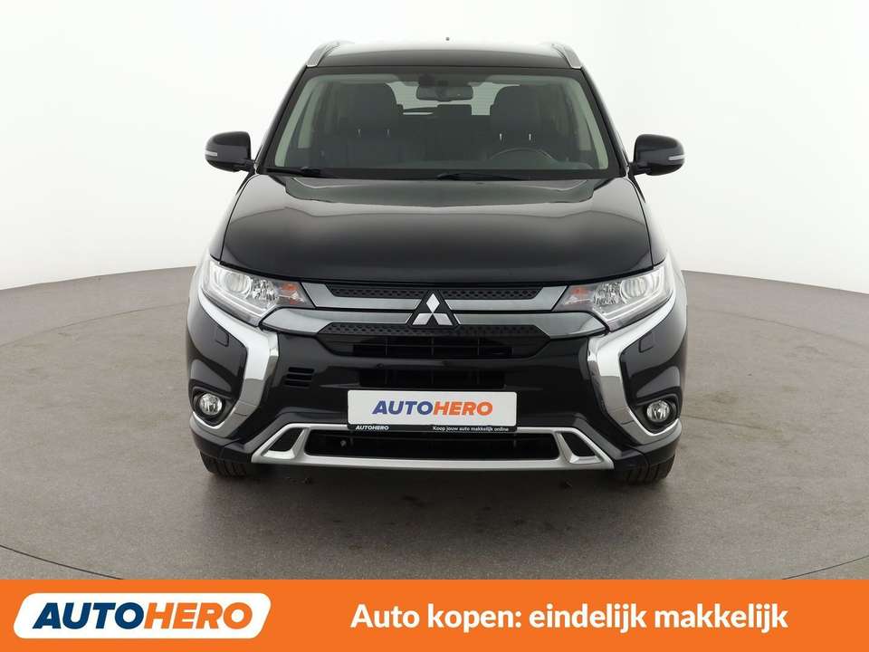 Mitsubishi Outlander - Imagem 9