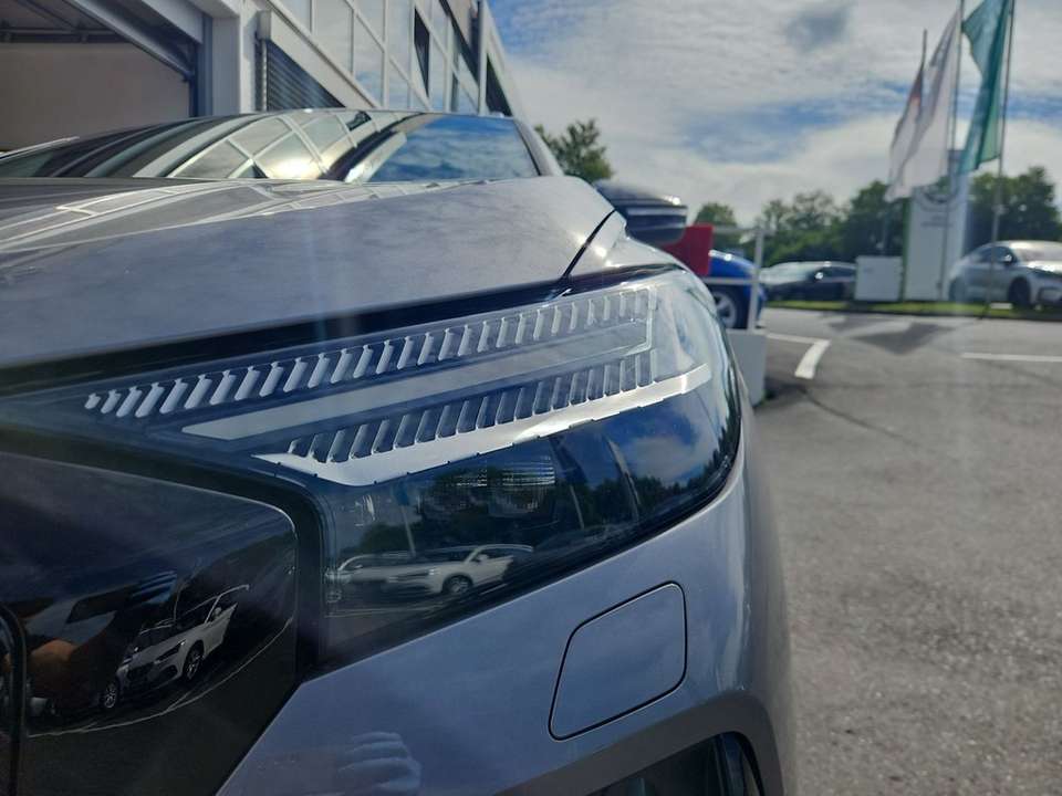 Car picture 2