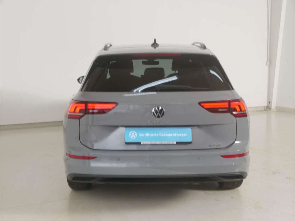 Volkswagen Golf Variant - Imagem 8