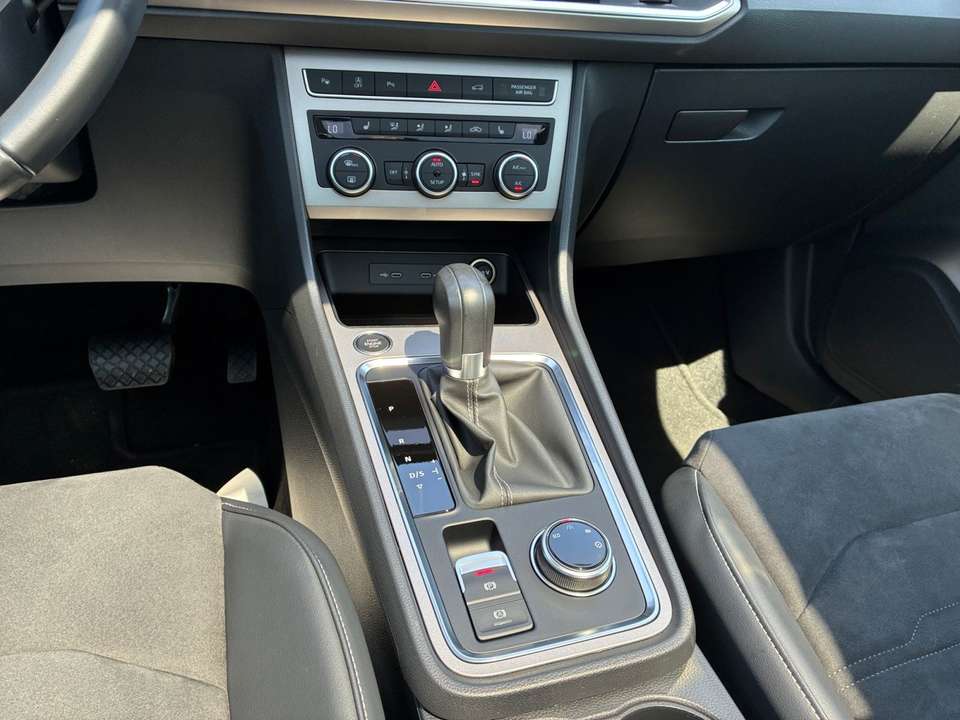 Car picture 11