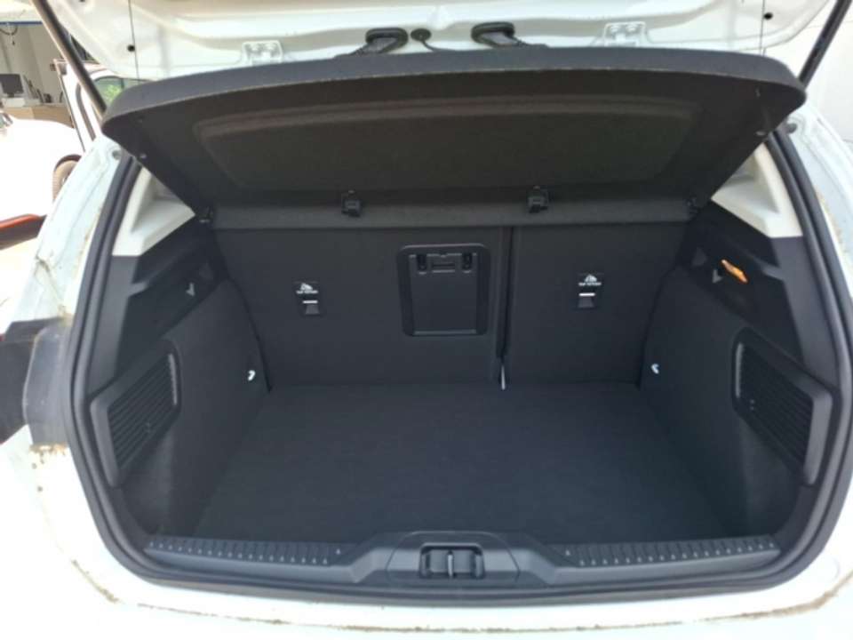 Car picture 11