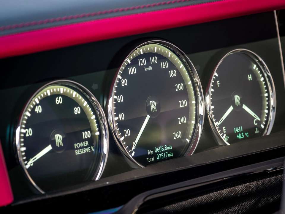 Rolls-Royce Phantom - Imagem 6