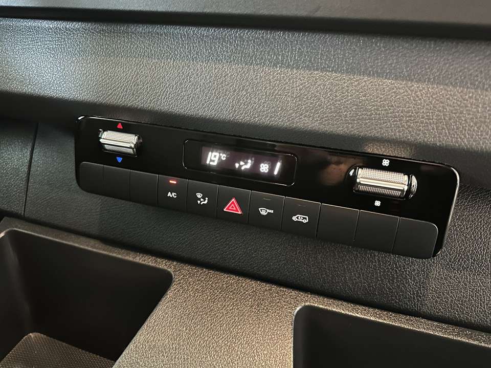 Car picture 11