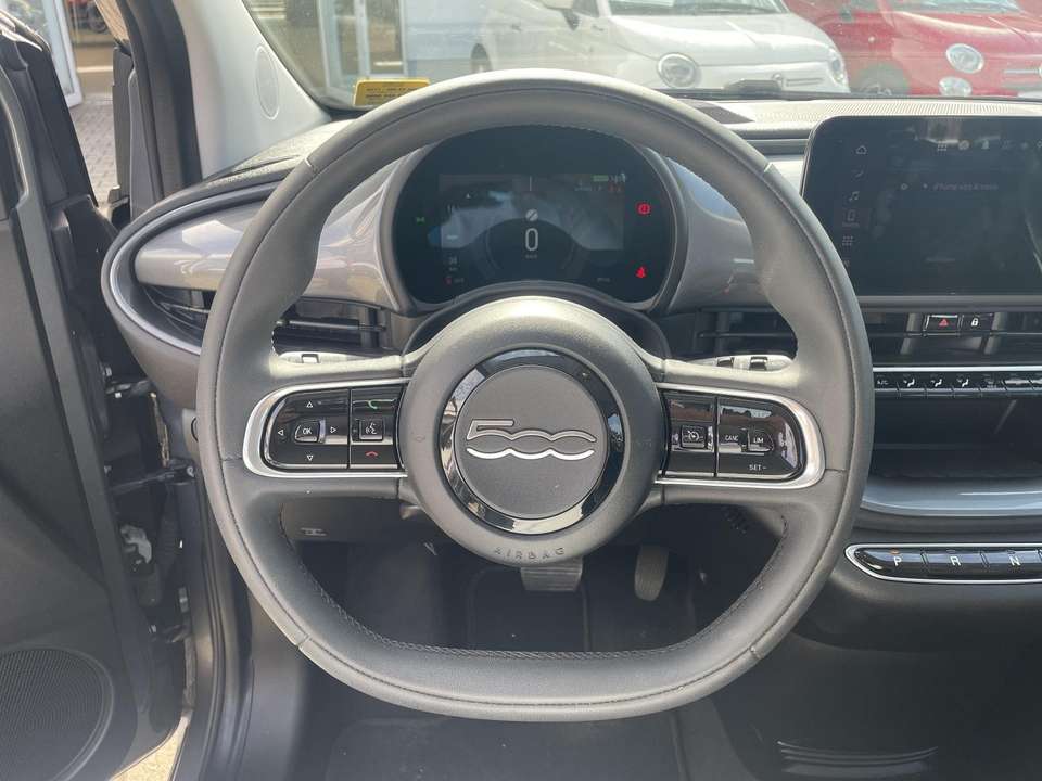 Fiat 500e - Imagem 11